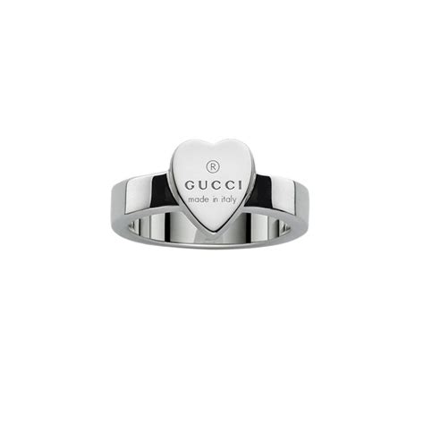 Anello con cuore Gucci trademark in argento 925 